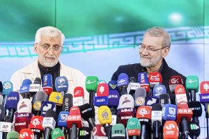 رقابت علی لاریجانی و سعید جلیلی برای انتخابات 1403
